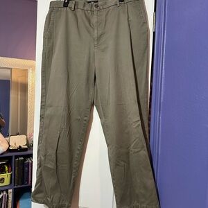 Men’s Classic Khaki Pants – Not Really Khaki, More Like Dark Green 38/30